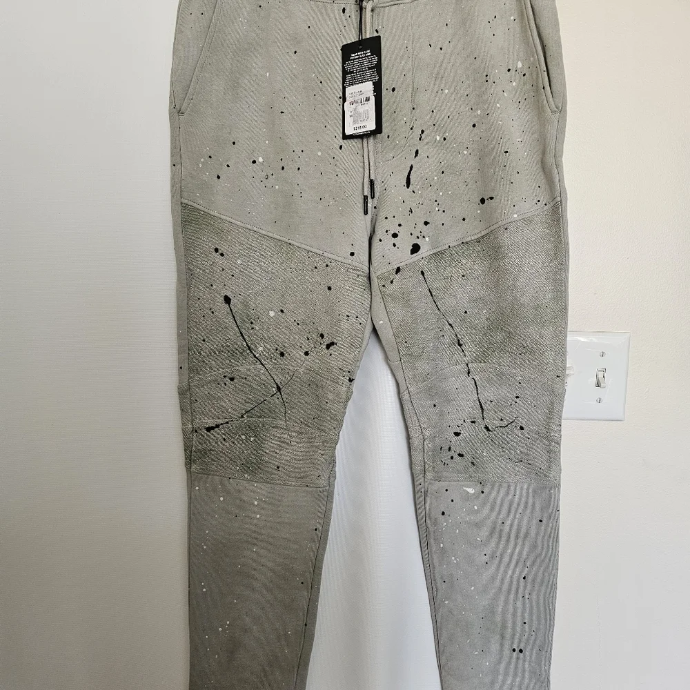 NWT Hudson Los Angeles Mens Moto Paint Splatter Confetti Gray Size M Joggers